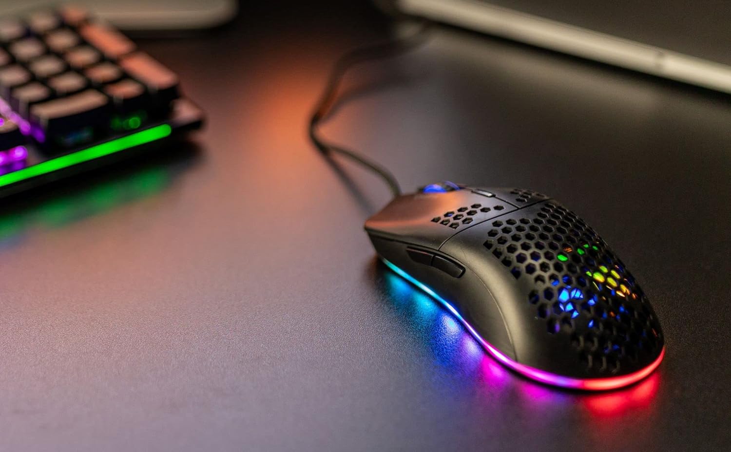 Speedlink SKELL Lightweight Gaming Mouse – 6 lighting modes, adjustable sensor resolution, black