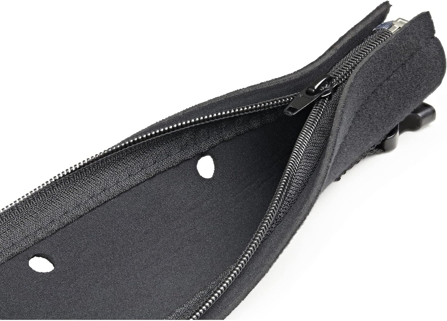 StarTech.com 40" (1m) Neoprene Cable Management Sleeve with Zipper & Buckle - 1.2" (3cm) Diameter - Computer/PC Power/Network/AV Cord Cover/Manager - Flexible Cable Organizer Wrap - Black (WKSTNCMZP