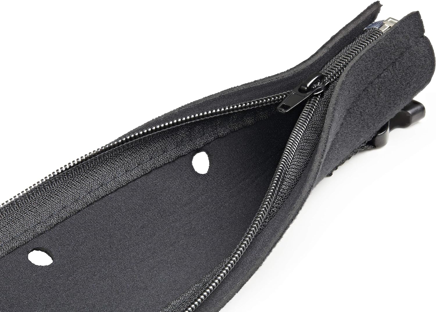 StarTech.com 40" (1m) Neoprene Cable Management Sleeve with Zipper & Buckle - 1.2" (3cm) Diameter - Computer/PC Power/Network/AV Cord Cover/Manager - Flexible Cable Organizer Wrap - Black (WKSTNCMZP