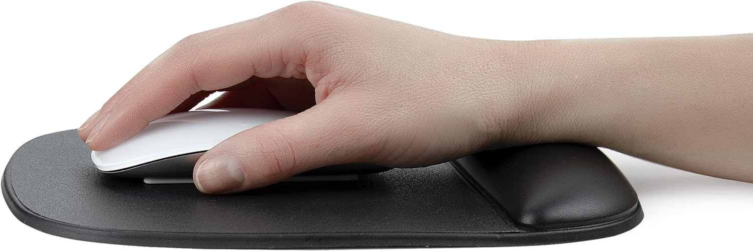 StarTech.com Mouse Pad with Hand rest, 6.7x7.1x0.8in (17x18x2cm), Ergonomic Mouse Pad with Wrist Support, Desk Wrist Pad w/Non-Slip PU Base, Cushioned Gel Mouse Pad w/Palm Rest (B-ERGO-MOUSE-PAD