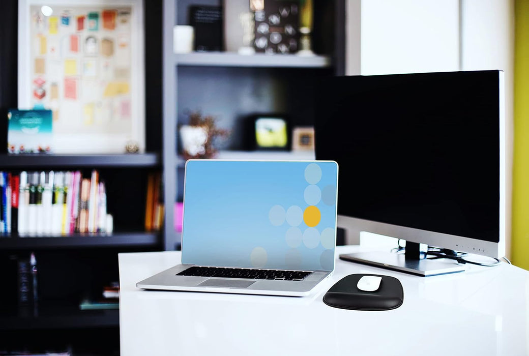 StarTech.com Mouse Pad with Hand rest, 6.7x7.1x0.8in (17x18x2cm), Ergonomic Mouse Pad with Wrist Support, Desk Wrist Pad w/Non-Slip PU Base, Cushioned Gel Mouse Pad w/Palm Rest (B-ERGO-MOUSE-PAD