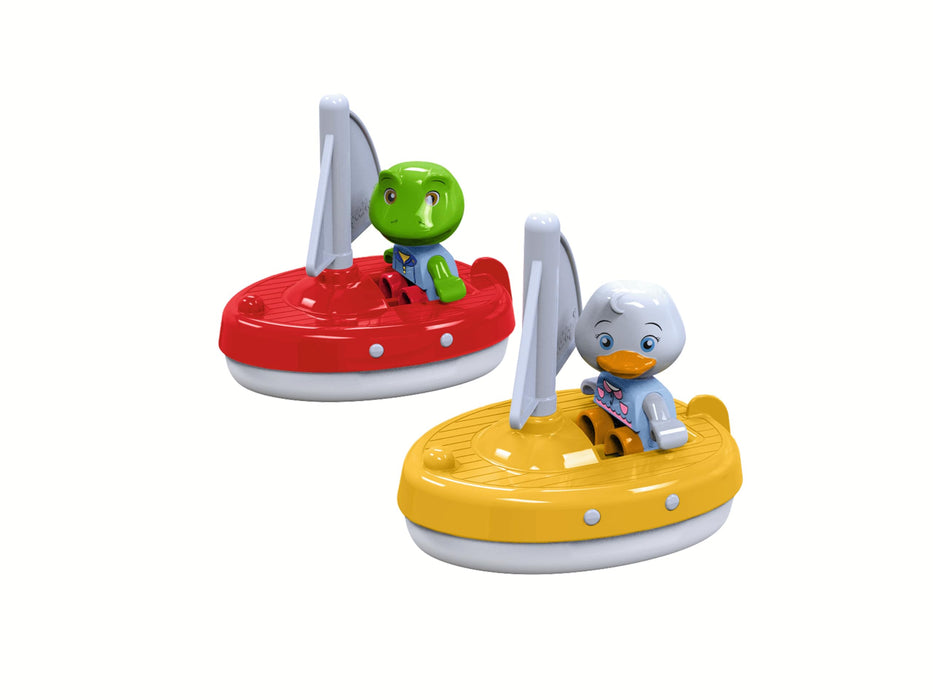AquaPlay - 2 sailboats + 2 figures - accessories for AquaPlay Waterways or for the bathtub, 2 sailboats and Nils and Lotta, for children aged 3 and over