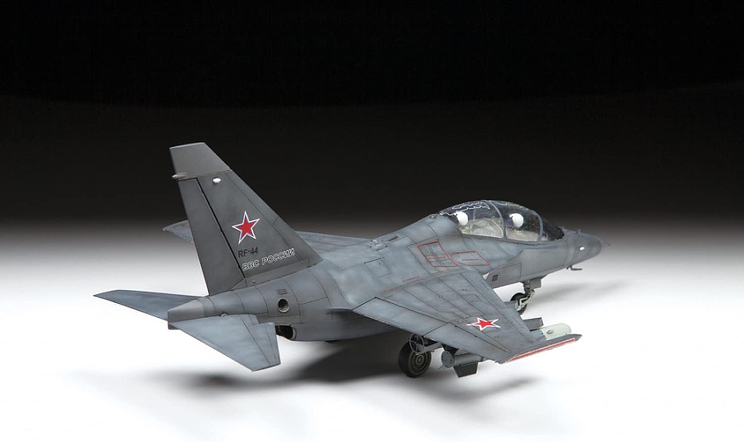 Zvezda Militär 4818 1:48 YAK-130 Mitten Model, Plastic Kit for Assembly, Detailed Replica, Unvarnished