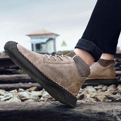 JHMKYI xz Uomini Scarpe Moda Uomo Stivali Peluche Caldo Uomini Stivali Invernali Impermeabile Pelle Stivali Da Neve Uomo Outdoor Stivali Moto Uomo Scarpe Da Ginnastica