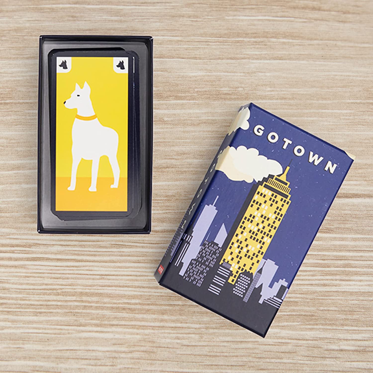 Helvetiq GOTOWN GO TOWN Card Game, Multicolour