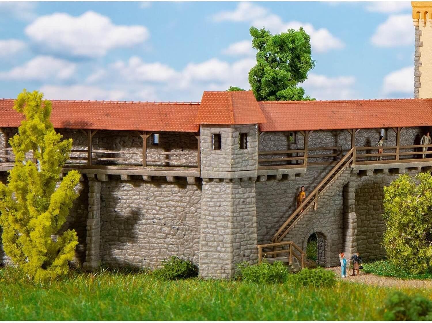 Faller 232170 Old Town Wall Set Kit III