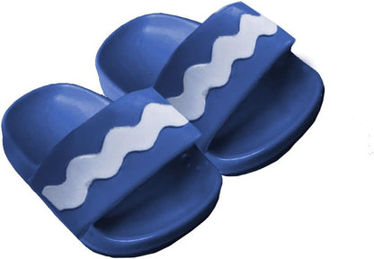 Heless 22-Juego muñecas de diseño de Dinosaurio, 3 Piezas con bañador, Pantuflas y Anillo de natación, tamaño Aprox. 35-45 cm, para la diversión del baño en los calurosos días de Verano, Multicolor