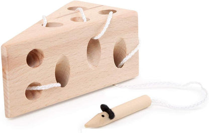 Small Foot enhebrar Queso y ratón de Madera FSC 100% certificada, Juego de motricidad clásico Gato Juguetes, Multicolor, Small (11053