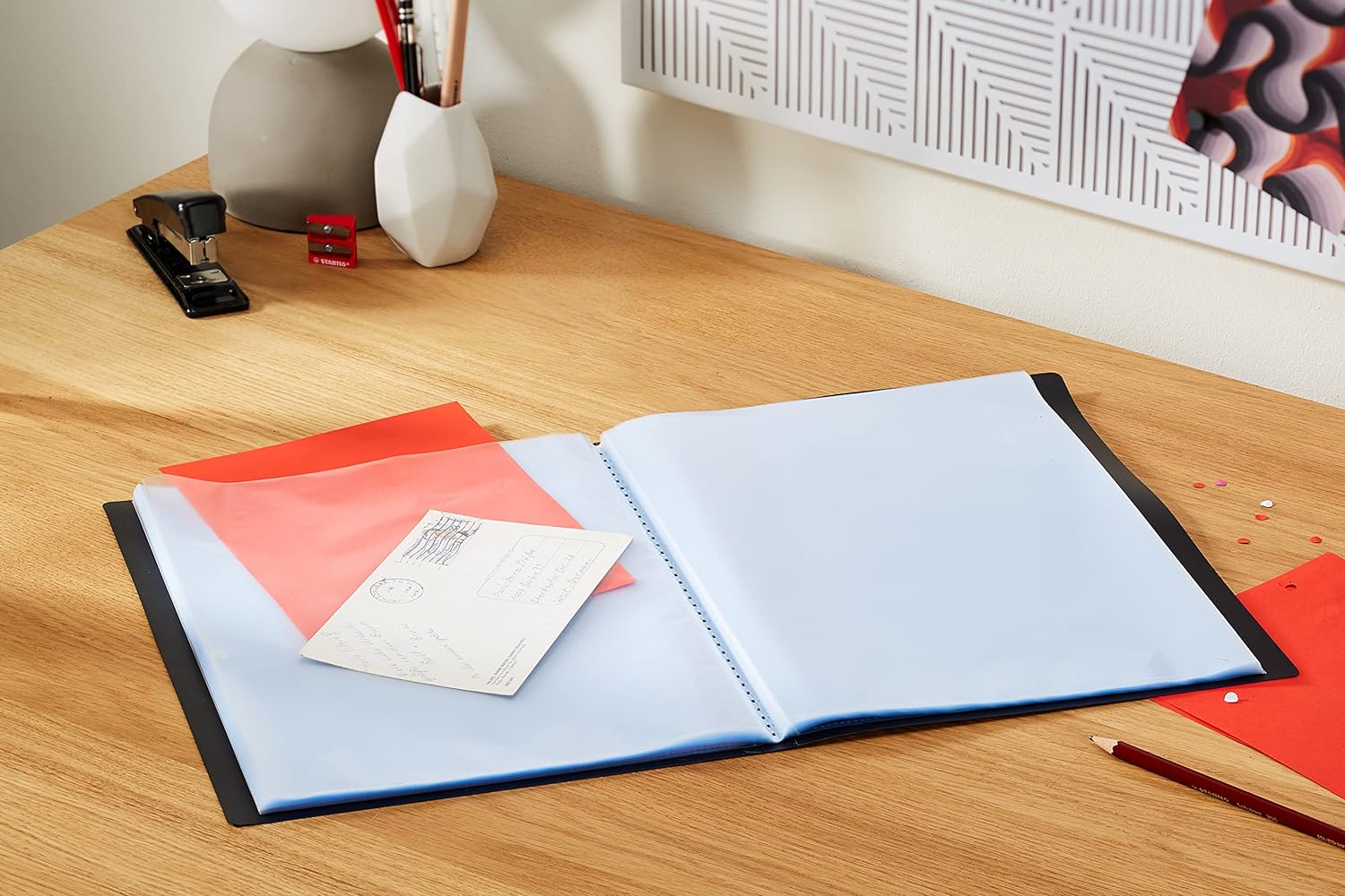 Exacompta - Ref 8541E - Soft PP Display Book - Suitable for A4 Documents, Made from Polypropylene, Lightweight, 40 Pockets, 80 Viewing Pages - Black Cover