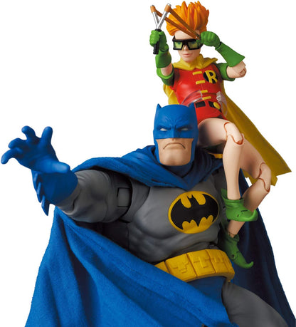 Medicom - Dark Knight Returns Batman Blue Version & Robin MAFEX ActionFigure