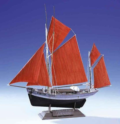 Heller 80609" Thonier Armor Plastic Model Kit, 1:125 Scale