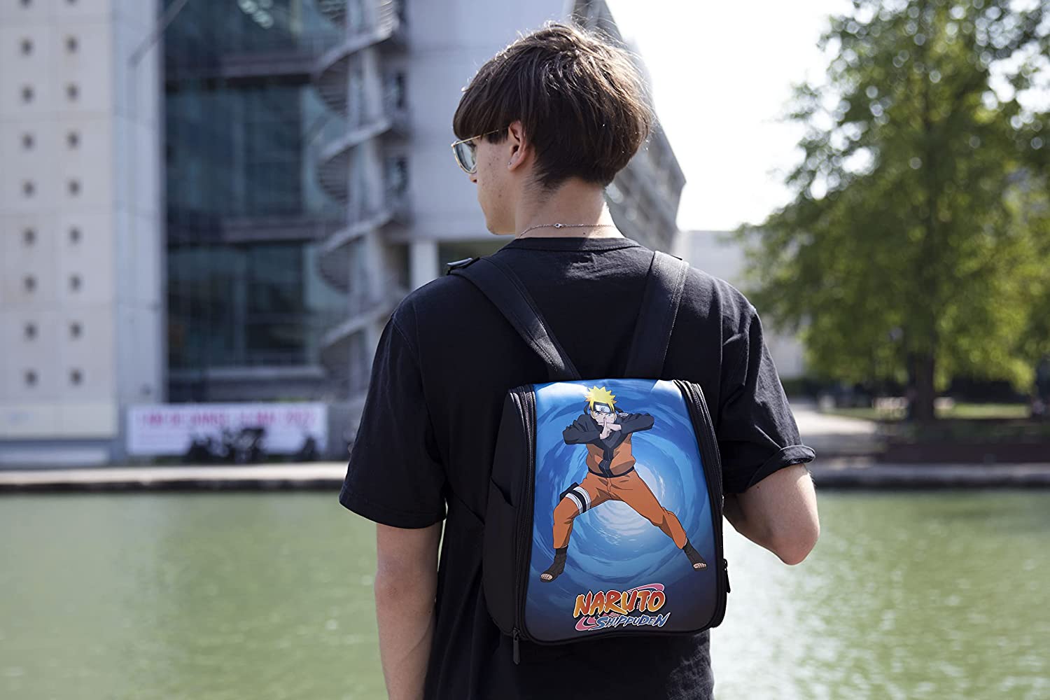 Konix Naruto Shippuden Zaino di protezione e trasporto per console, giochi e accessori Nintendo Switch, Switch Lite e Switch OLED - Design Naruto