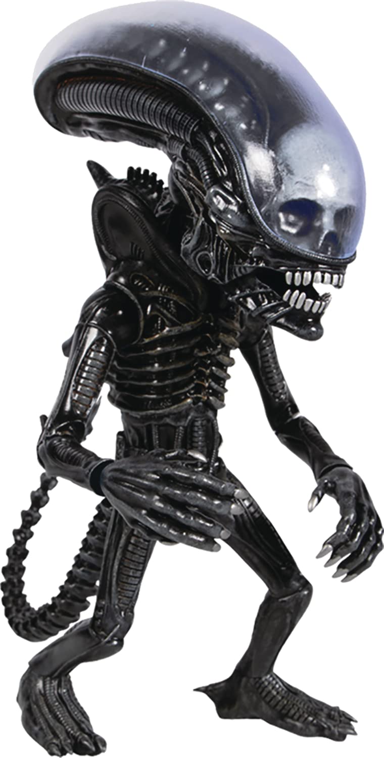 Mezco Toyz Alien: Hostile Xenomorph Figure One Size