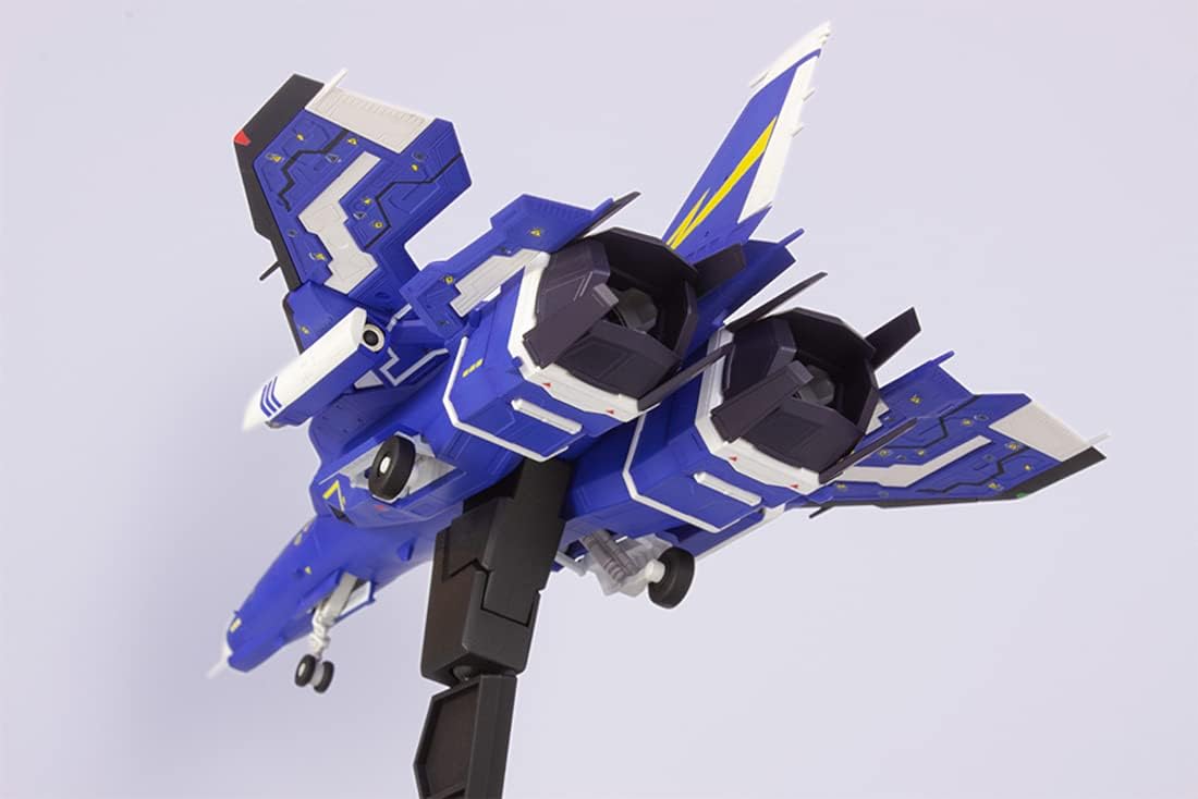 Good Smile Company - Raiden V FT-00004A Azuma 2P Color 1/100 Model Kit