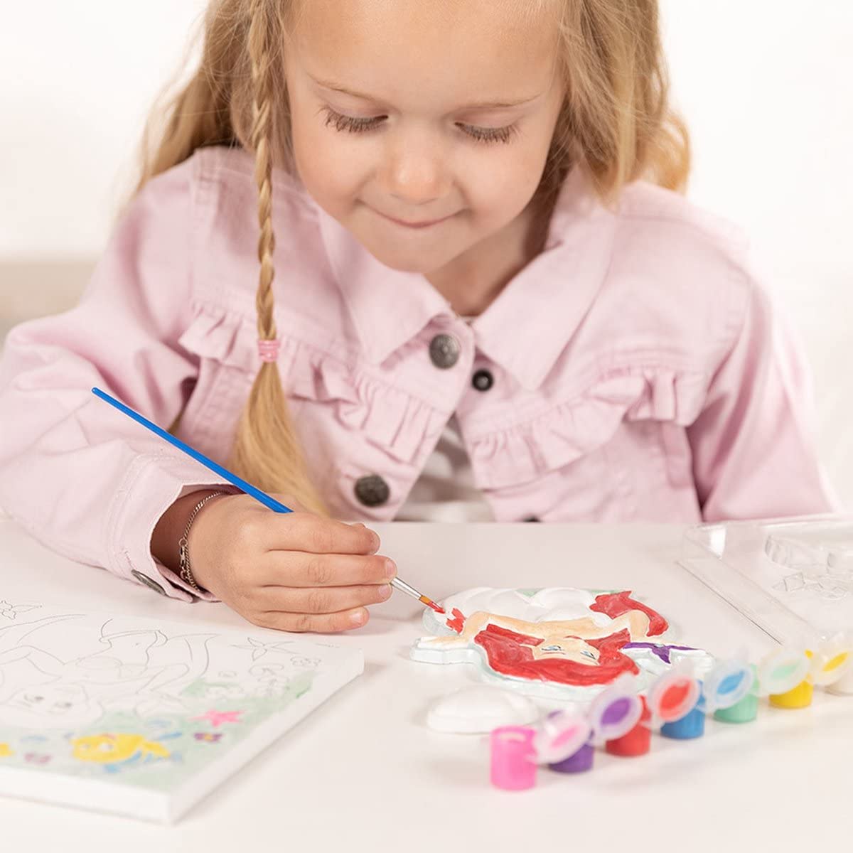 Totum 44371 Disney Princess Ariel Plaster Painting Creative Art Project, 16 x 16 cm canvas