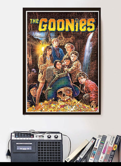 Clementoni - 35115 - Cult Movies The Goonies - Puzzle 500 Teile ab 14 Jahren, Erwachsenenpuzzle mit Wimmelbild, Geschicklichkeitsspiel für die ganze Familie