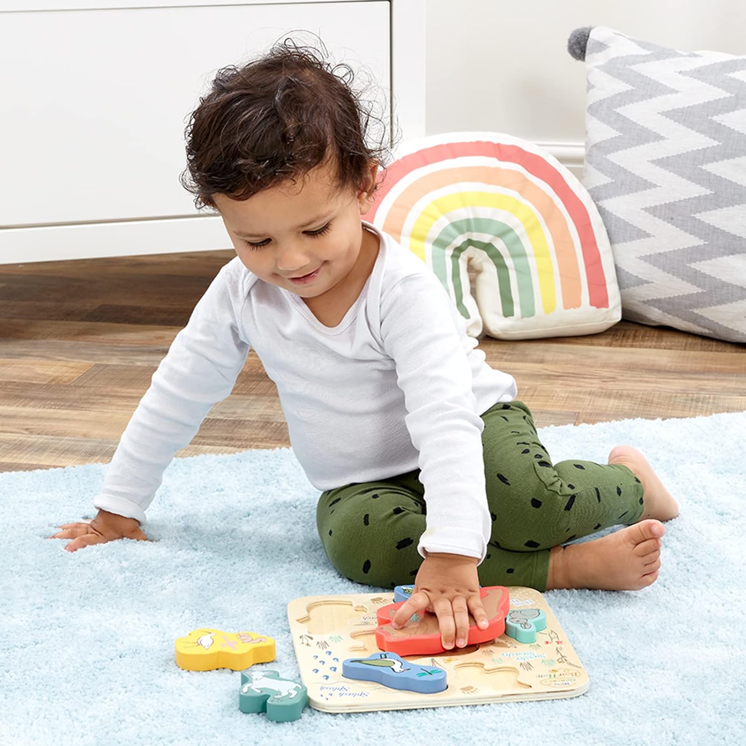 Rainbow Designs Official We’re Going On a Bear Hunt - Wooden Shape Puzzle Early Learning Toy For Babies And Toddlers, 6 Pieces
