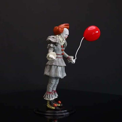 The Noble Collection Regan McNeil BendyFig