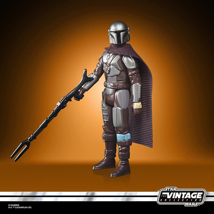 Hasbro Star Wars Retro Collection The Mandalorian (Beskar) Toy 9.5-cm-Scale Star Wars: The Mandalorian Collectible Action Figure, Accessories, Multicolor, F4456