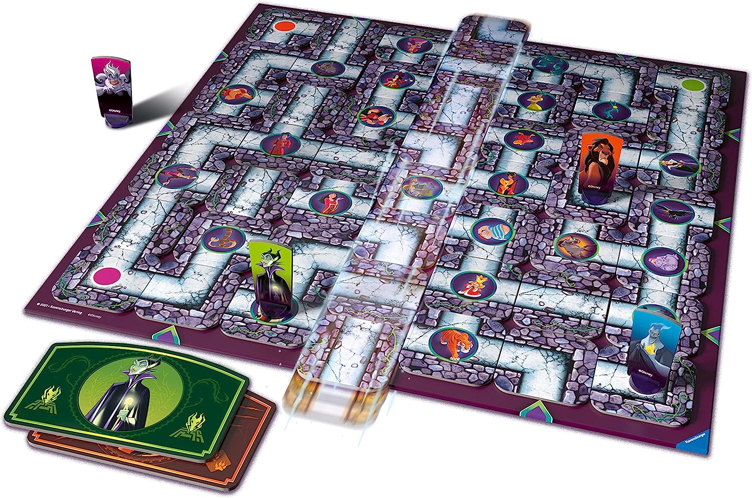 Ravensburger Disney Villains Labyrinth Family Strategy Board Game for Kids & Adults Age 7 Years Up - 2 to 4 Players