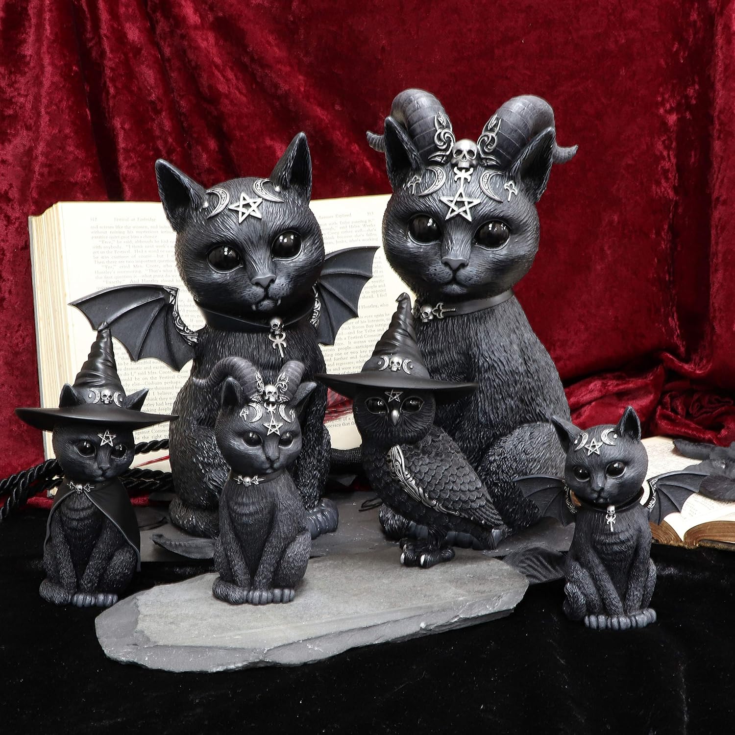 Nemesis Now Cult Cuties Owlocen beeldje 13,5 cm, hars, zwart, klein uilbeeldje, eng schattig betoverend uilbeeldje, heksenuil beeldje, gegoten in de fijnste hars, vakkundig handgeschilderd