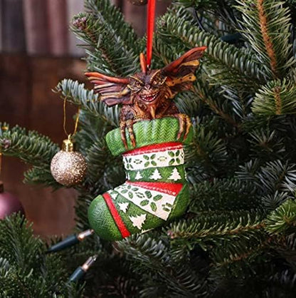 Nemesis Now Gremlins Mohawk in Stocking - Adorno Decorativo para Colgar (12 cm), Color Verde