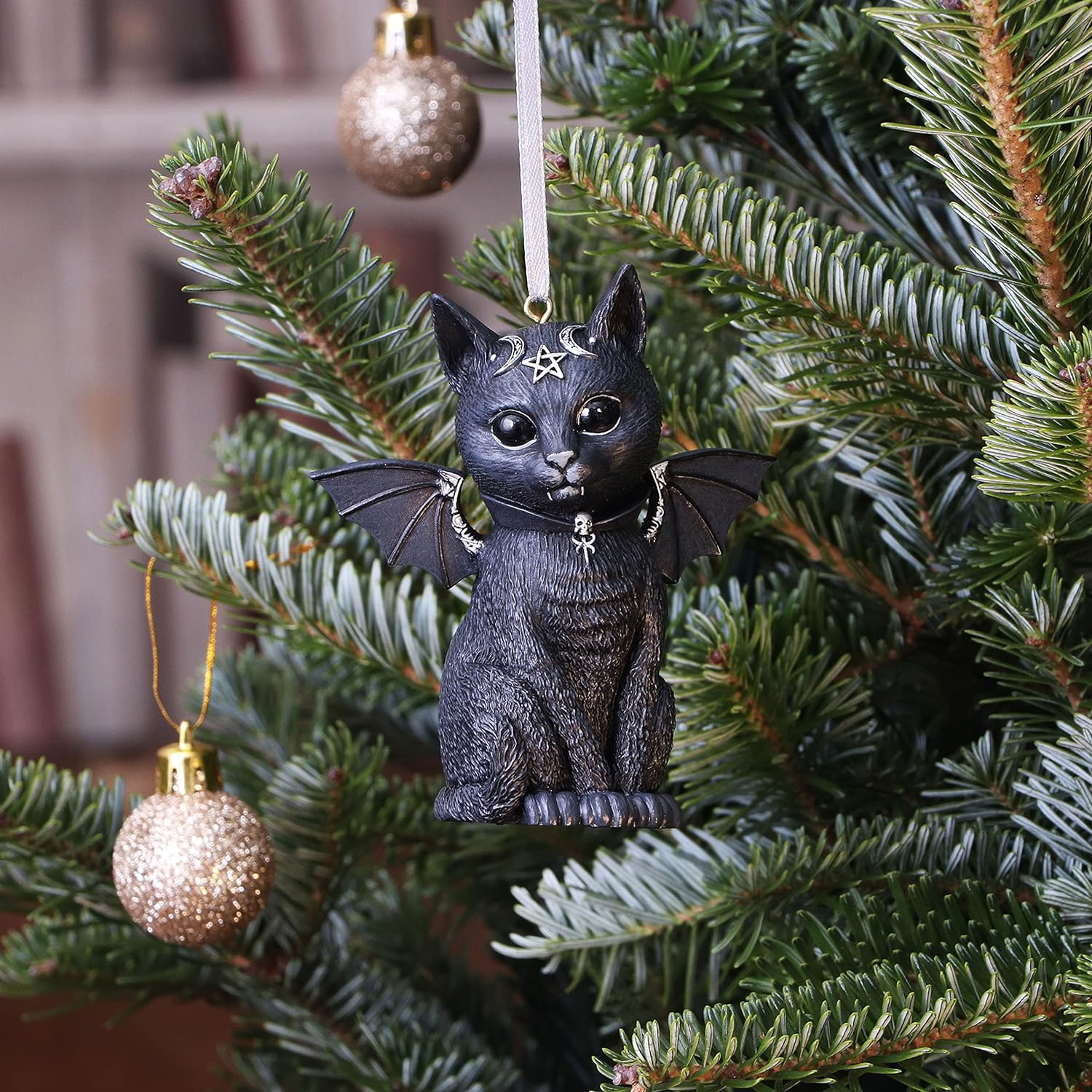 Nemesis Now Cult Cuties Malpuss Hanging Ornament 9.2cm, Resin, Black, Malpuss Winged Occult Cat Hanging Ornament, Bat Cat, Cast in the Finest Resin, Carefully Hand-Painted