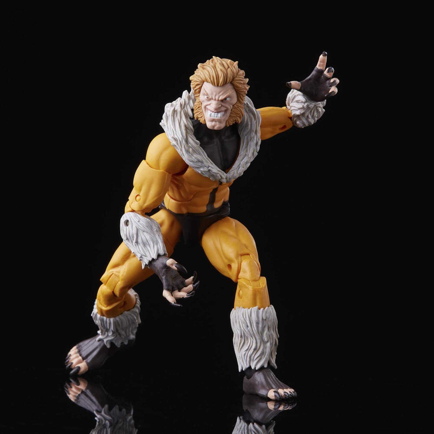 Hasbro Marvel Legends Series X-Men Sabretooth Action Figure 15cm Collectible Toy, 3 Build-A-Figure Part