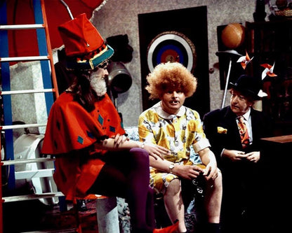 Die Benny Hill Show / Alle 38 deutsch synchronisierten Folgen der kultigen Sketchserie + Bonusfolge (Pidax Serien-Klassiker)