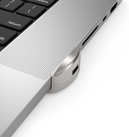 Compulocks MACBOOK PRO 16-INCH 2021 LEDGE LOCK ADAPTER W/COMB.LOCK SILVER