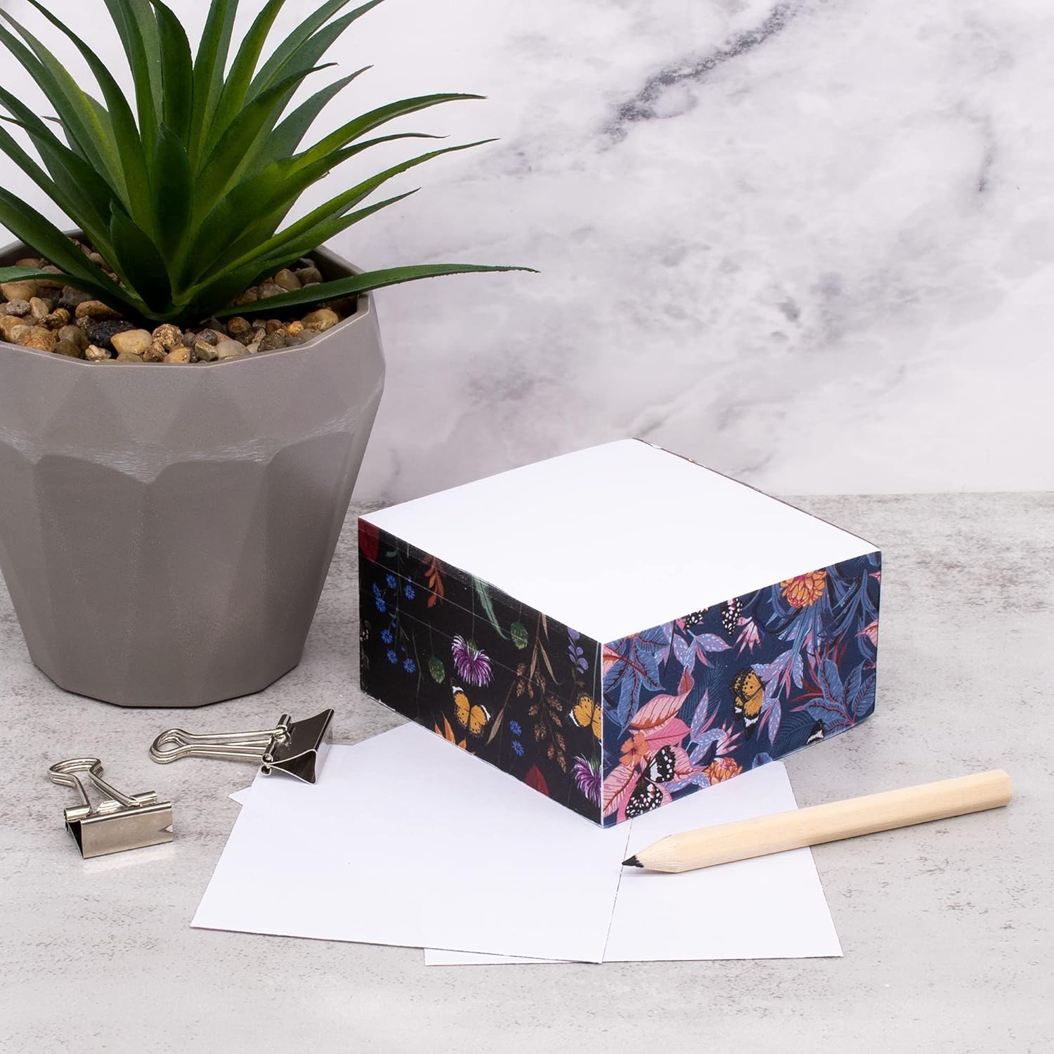 Pukka Pad, Bloom Memo Block – 500 Sheets of White 70GSM Note Paper – 80 x 80mm, Floral Printed Edges