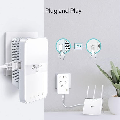 TP-Link AV1000 Gigabit Passthrough Powerline ac Wi-Fi Kit, Dual Band Speed Up to 1200 Mbps, Wi-Fi Extender/ Booster, Wi-Fi Auto-Sync, No Configuration Required (TL-WPA7617
