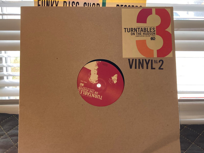 Turntable on the...3/2
