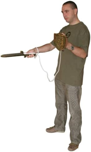Pebble Entertainment Combat Controller Pack: Sword and Shield (Wii