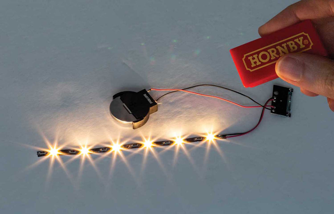 Hornby Maglight for 4/6 Wheel Coaches