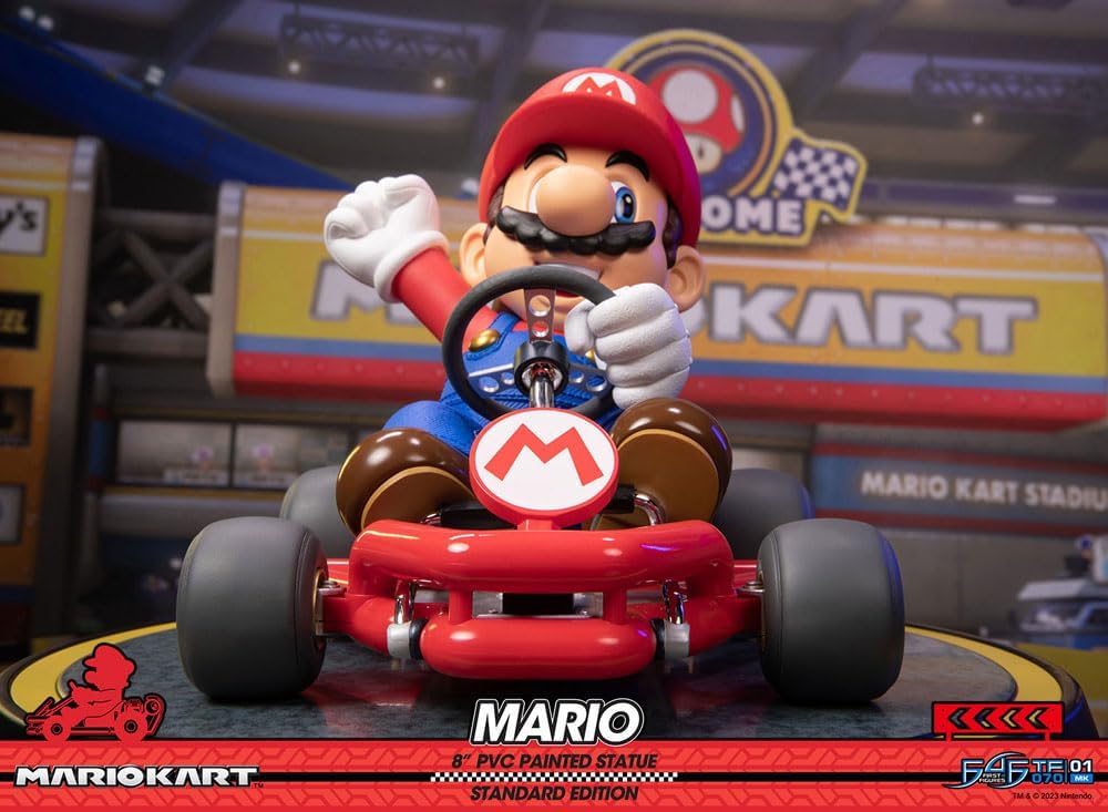 First4Figures Kart-Mario-Statuette Standard PVC Figurine