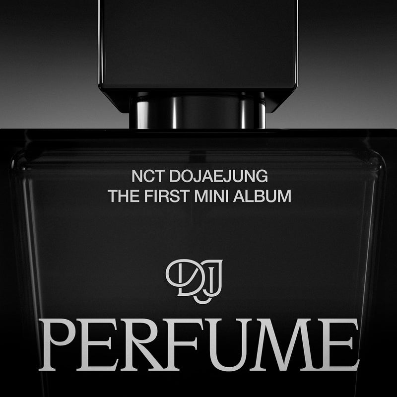 Perfume (Photobook Version)