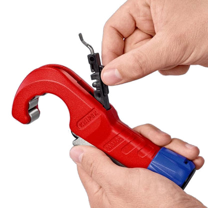 KNIPEX TubiX Pipe cutter 6 - 35 mm (self-service card/blister) 90 31 02 BK