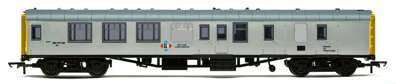 Hornby Balfour Beatty, Mk1 BCK, Staff Coach, BDC 977165 - Era 9. Coaches & Coach Packs. Mk1 Coaches