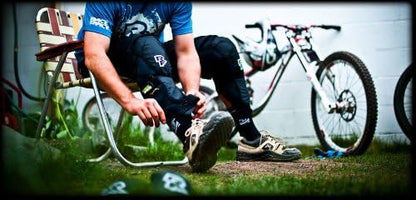 Race Face Flank Leg D30&trade; Guard M