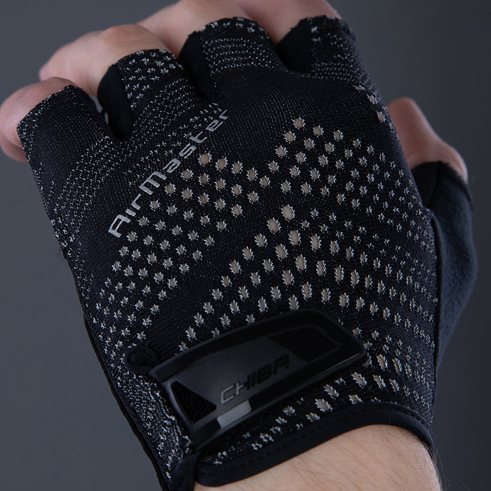 Chiba Air Master Active-Line Mitt in Black - Medium