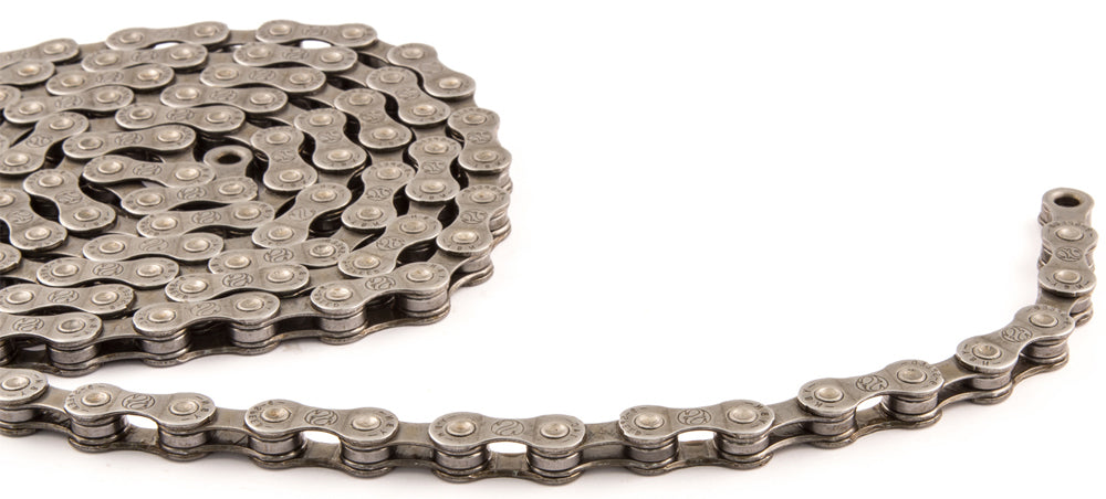 Clarks C9 Speed Chain 1/2-inch x 11/128-inch x 116 Links Compatible W/ Most Derailleur Systems Quick Release Link Inc, Silver