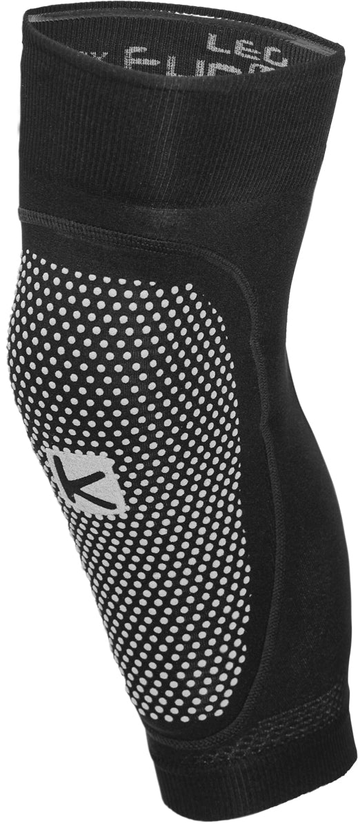 Funkier Leg Defender Seamless-Tech Protection in Black. Large