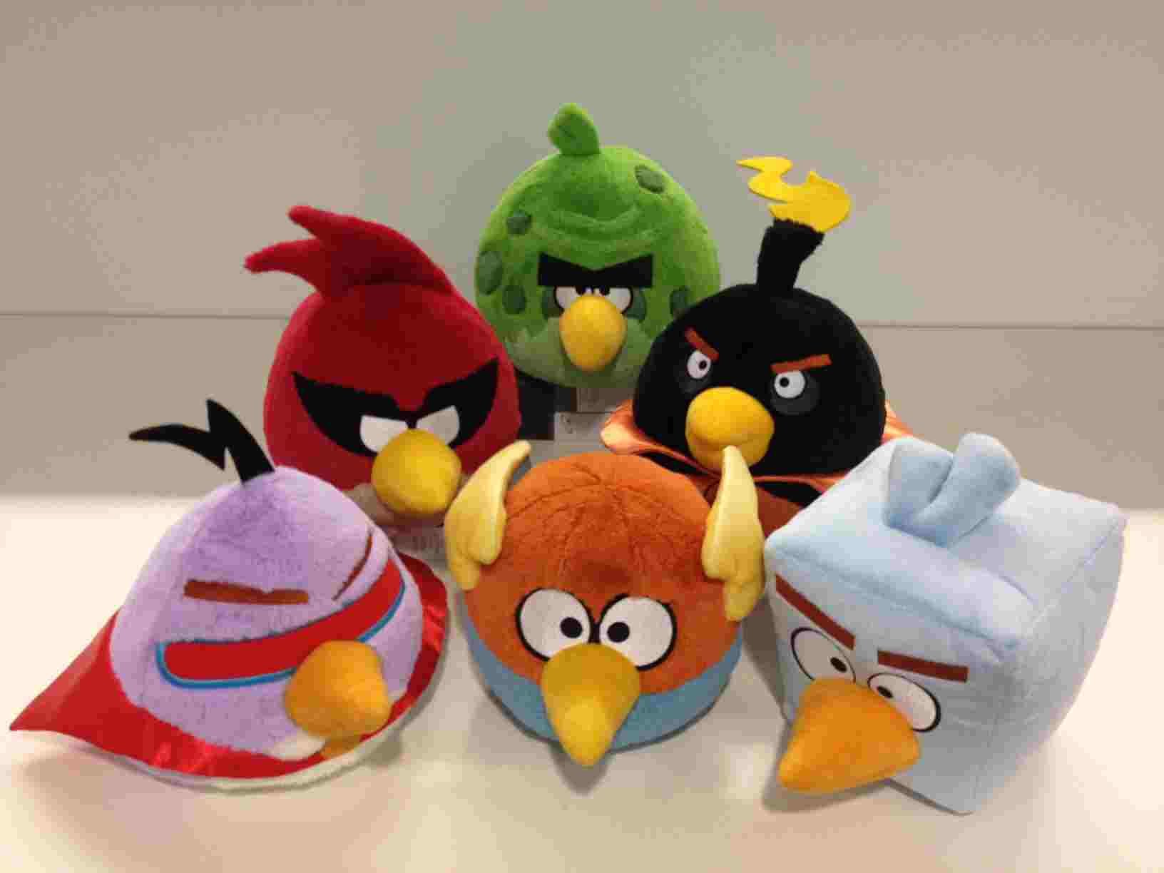 NONAME Angry Birds Space - Sortiment. Peluches animées 12 cm (Box of 12)