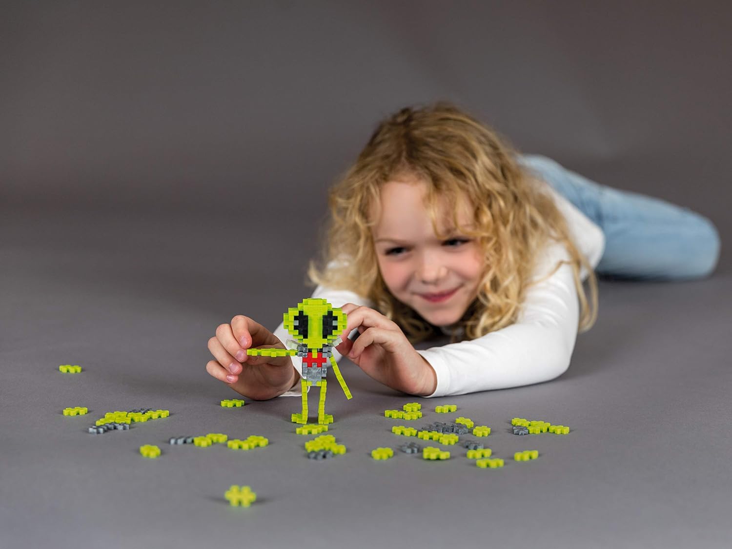 Plus-Plus Creative Building Blocks Tube Alien Ingenious Construction Toy 100 Pieces 9604246