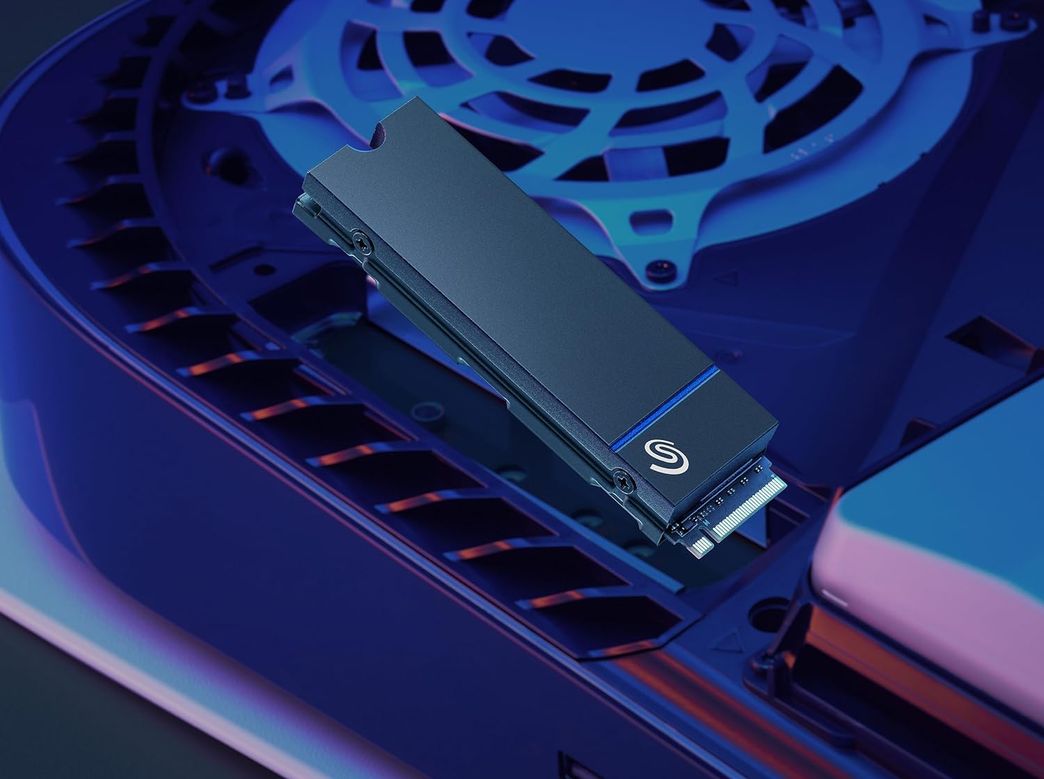 Seagate Game Drive PS5, 2 TB, Internal Solid State Drive, NVMe SSD for PS5 - PCIe Gen4 NVMe 1.4, Officially Licensed, Up to 7,300 MB/s with Heatsink (ZP2000GP3A2001