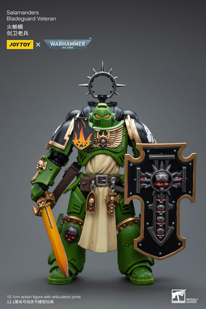 Salamanders Bladeguard Veteran - Warhammer 40K Action Figure by JOYTOY 1:18 Scale