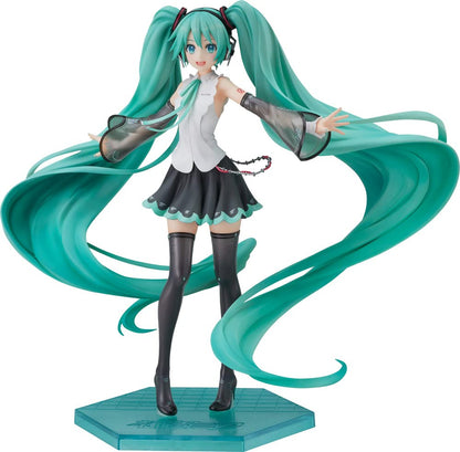 Good Smile Company - Vocaloid - Piapro Characters - Hatsune Miku NT 1/8 Scale Figure One Size Green