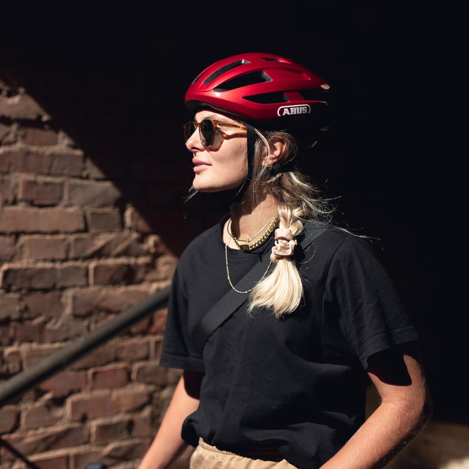 ABUS PowerDome road bike helmet - lightweight bike helmet with clever ventilation system and aerodynamic profile - Made in Italy - for men and women S (51-55 cm) Weiß (polar white)