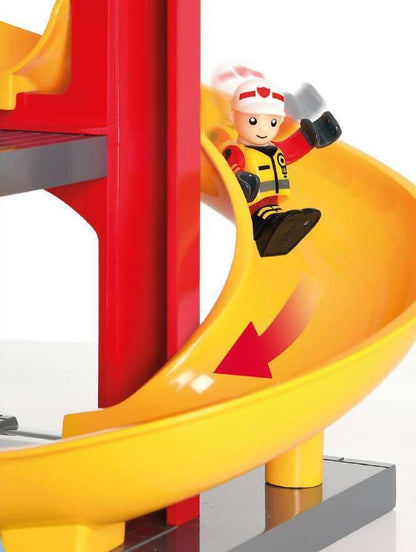 BRIO World Fire & Rescue - Rescue Central Fire Station for Kids Age 3 Years Up - Compatible with all BRIO Railway Train Sets & Accessories Multicoloured